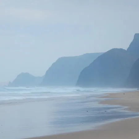 Sol Seafront Apartment *